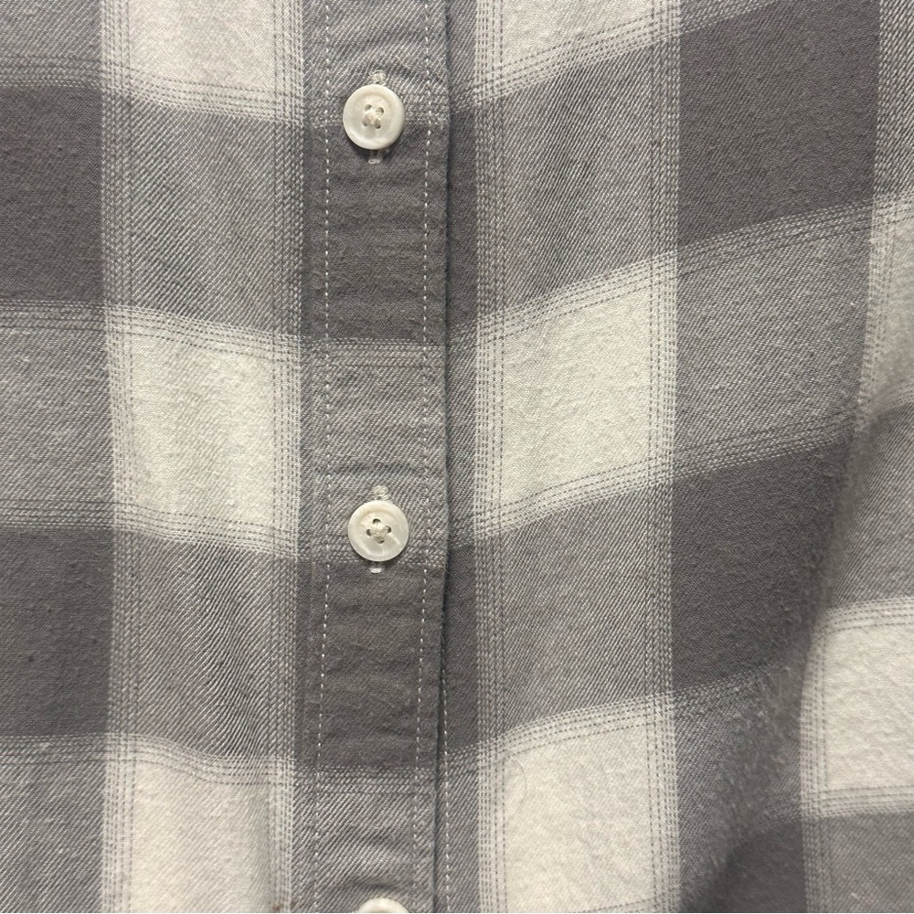 Eddie Bauer Gray and White Plaid Button-Up Soft Flannel Shirt Size M - Picture 8 of 12